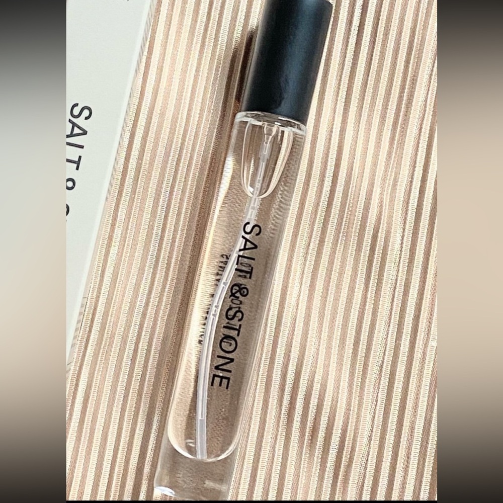 SALT & STONE SAFFRON & CEDAR 10ml Travel Spray Mist